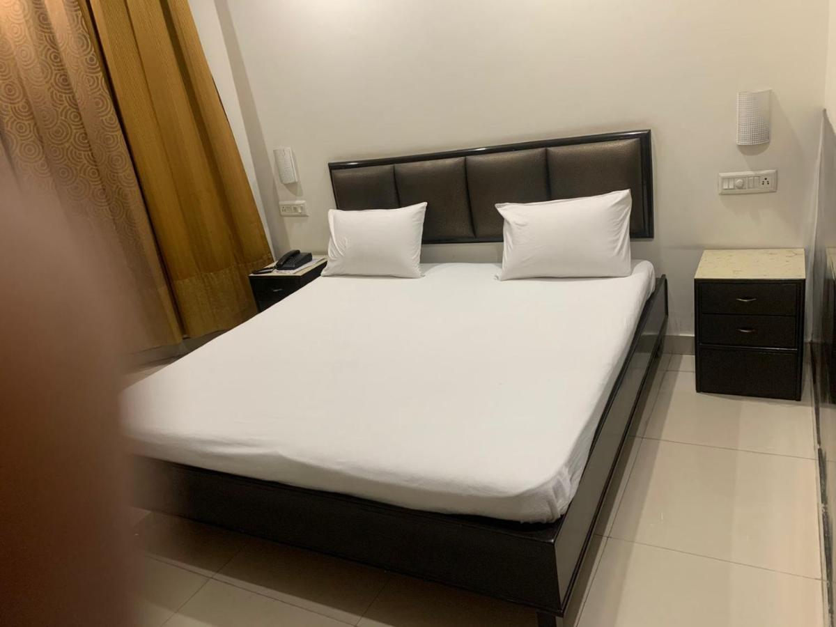 Hotel Raman'S Jagādhri Εξωτερικό φωτογραφία
