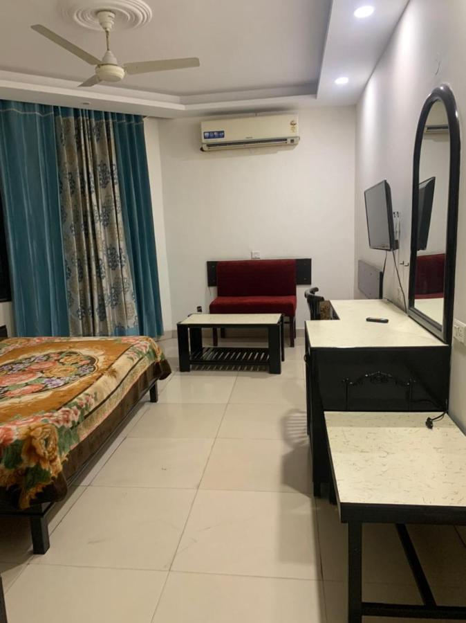 Hotel Raman'S Jagādhri Εξωτερικό φωτογραφία